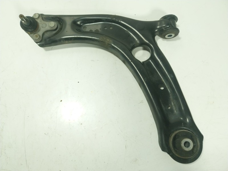 Recambio de brazo suspension inferior delantero izquierdo para skoda superb iii (3v3) 2.0 tdi referencia OEM IAM   
