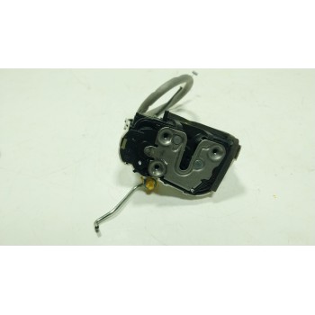 CERRADURA PUERTA TRASERA DERECHA 10845783 