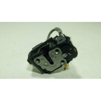 CERRADURA PUERTA TRASERA IZQUIERDA 10845782 