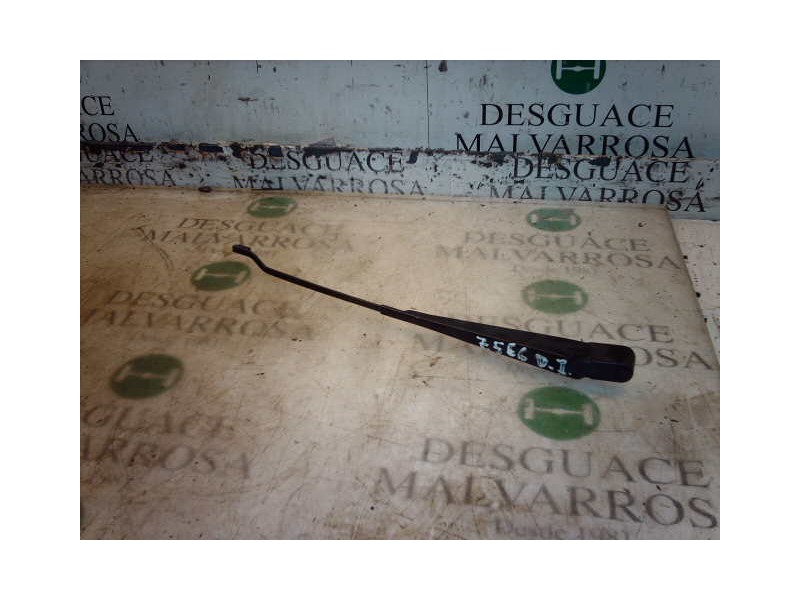 Recambio de brazo limpia delantero izquierdo para ford orion clx referencia OEM IAM   