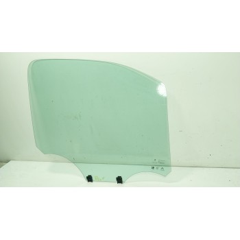 CRISTAL PUERTA DELANTERO DERECHO SU001A9725 