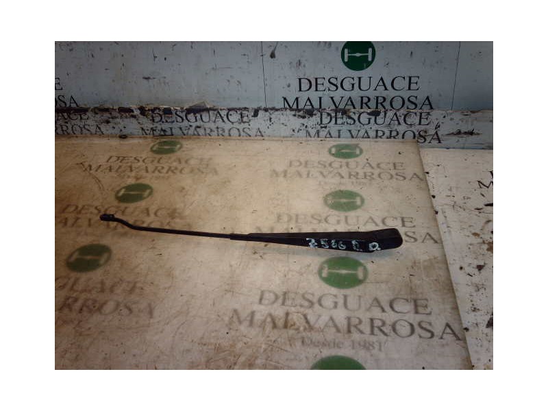 Recambio de brazo limpia delantero derecho para ford orion clx referencia OEM IAM   