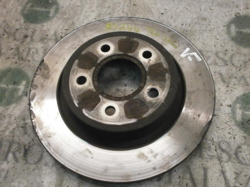 Recambio de disco freno trasero para ford focus berlina (cap) titanium referencia OEM IAM   