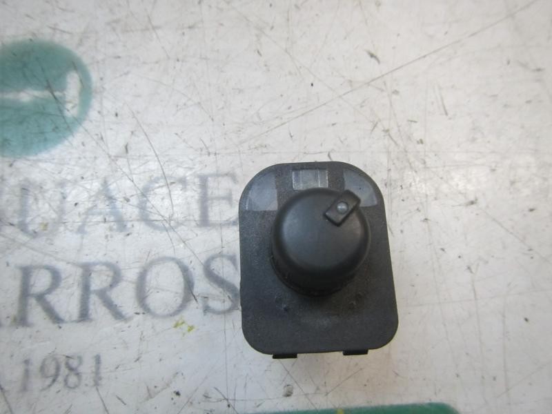 Recambio de mando retrovisor para audi a3 (8p) 1.4 16v tfsi referencia OEM IAM 8E0959565A4PK 8E0959565 