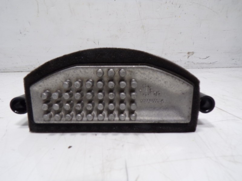 Recambio de resistencia calefaccion para infiniti q30 1.6 16v cat referencia OEM IAM 277615DA0B A2229060303 