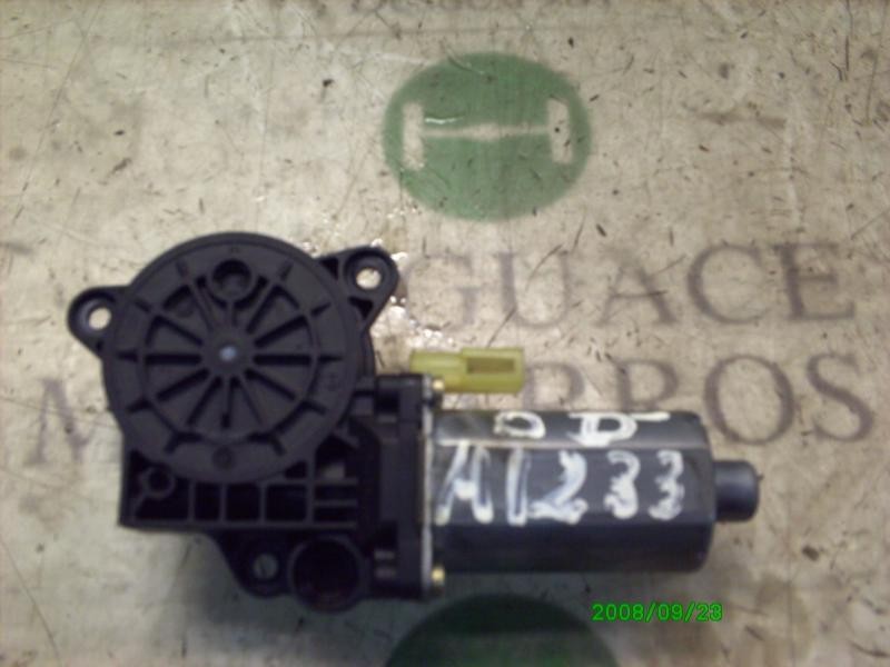 Recambio de motor elevalunas delantero derecho para ford fusion (cbk) 1.6 16v cat referencia OEM IAM   