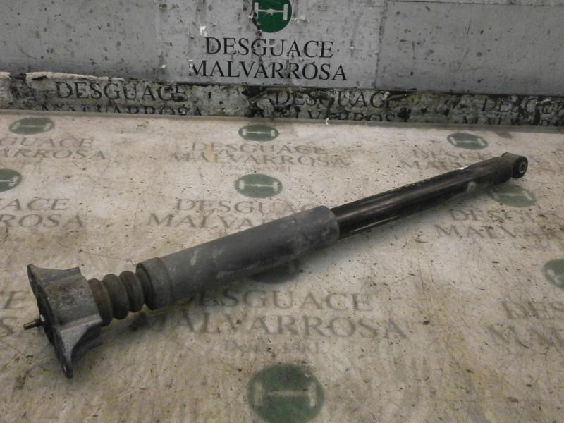 Recambio de amortiguador trasero derecho para ford focus berlina (cap) titanium referencia OEM IAM   