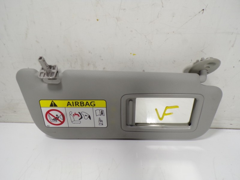 Recambio de parasol derecho para toyota yaris cross 1.5 vvti 16 v 55 kw referencia OEM IAM 74310K0100B0  
