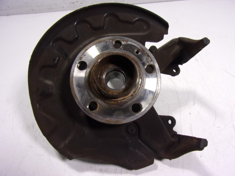 Recambio de mangueta delantera derecha para volkswagen polo (6c1) 1.2 tsi referencia OEM IAM 6Q0407256AC  6C0407621