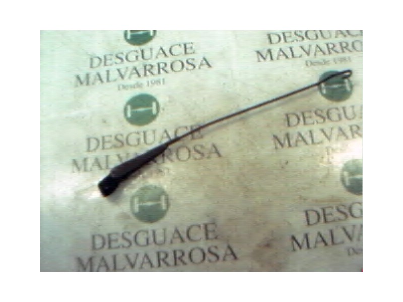 Recambio de brazo limpia delantero derecho para opel corsa b viva referencia OEM IAM   