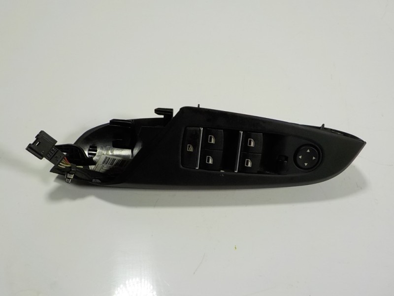 Recambio de mando elevalunas delantero izquierdo para bmw x3 (f25) 2.0 turbodiesel referencia OEM IAM 61319208109 9243638 