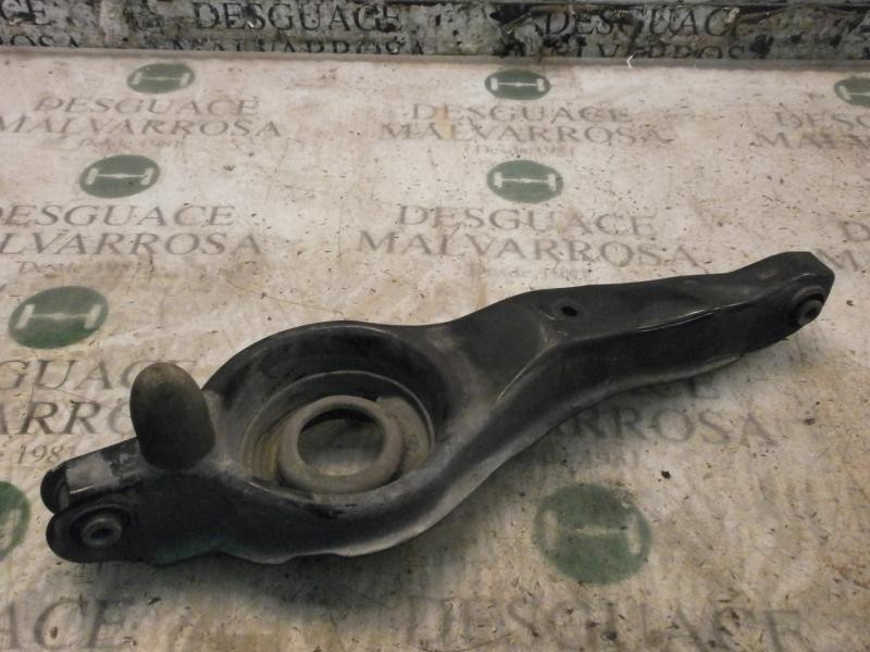 Recambio de brazo suspension inferior trasero derecho para ford focus berlina (cap) titanium referencia OEM IAM   