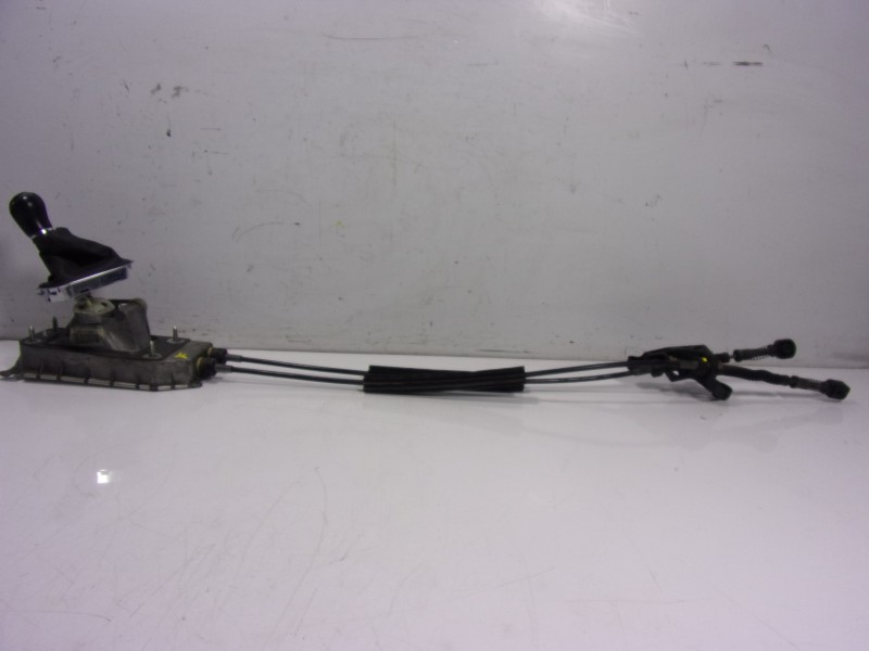 Recambio de palanca cambio para volkswagen polo (6c1) 1.2 tsi referencia OEM IAM 6Q0711050B 6C0711049F 