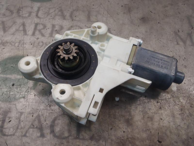 Recambio de motor elevalunas delantero izquierdo para ford focus berlina (cap) ambiente (d) referencia OEM IAM   