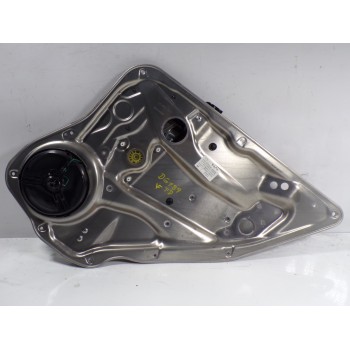 ELEVALUNAS TRASERO DERECHO A2047300879 A2047600834 