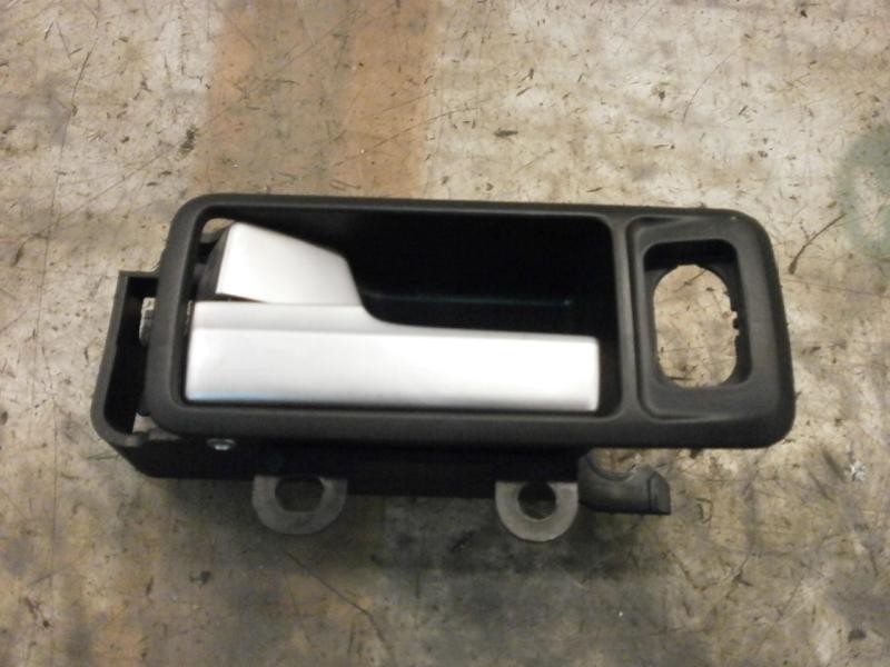 Recambio de maneta interior trasera izquierda para ford focus berlina (cap) titanium referencia OEM IAM   