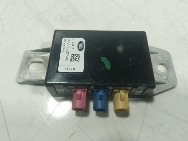 Recambio de modulo electronico para jaguar f-pace (x761) 2.0 td4 awd referencia OEM IAM C2D33465 DPLA19C097BA 