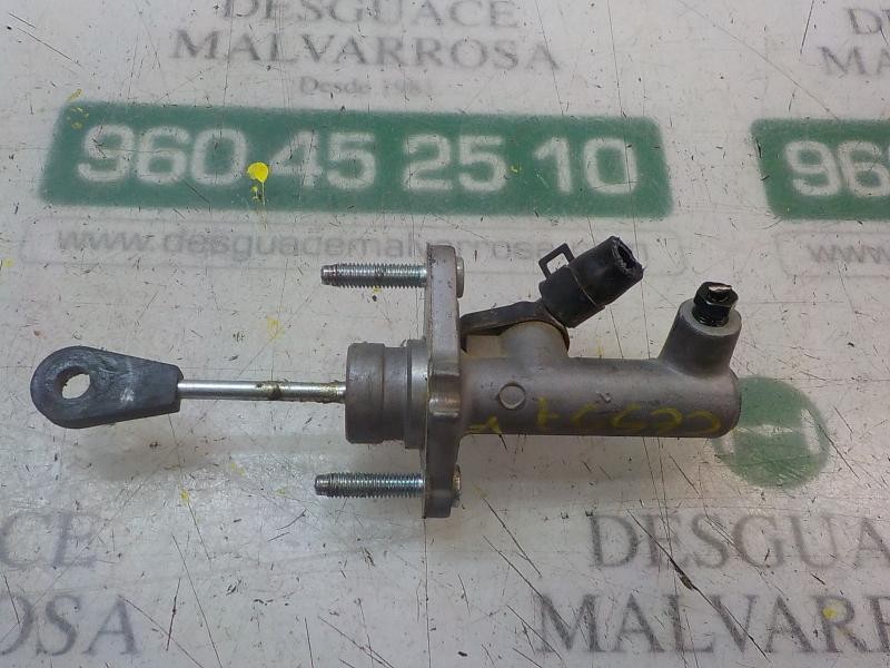 Recambio de bomba embrague para hyundai i20 city s referencia OEM IAM 416101J100  