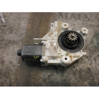 MOTOR ELEVALUNAS DELANTERO IZQUIERDO 