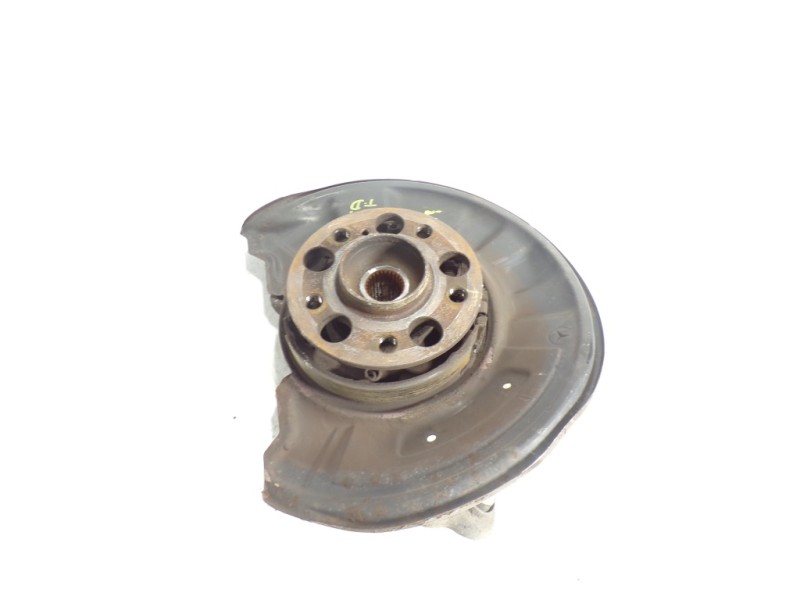 Recambio de mangueta trasera derecha para mercedes-benz clase c (w204) berlina 2.2 cdi cat referencia OEM IAM A2043503208  