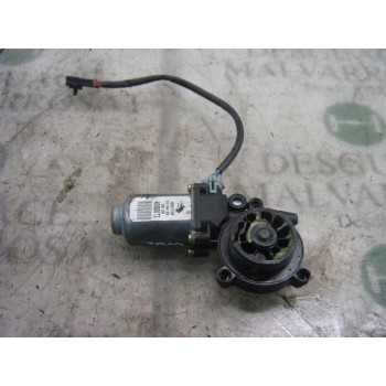 MOTOR ELEVALUNAS DELANTERO DERECHO 