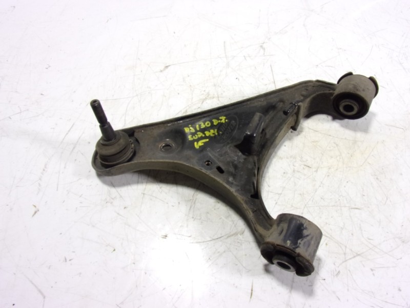 Recambio de brazo suspension superior delantero izquierdo para land rover discovery 4 tdv6 se referencia OEM IAM LR014133  