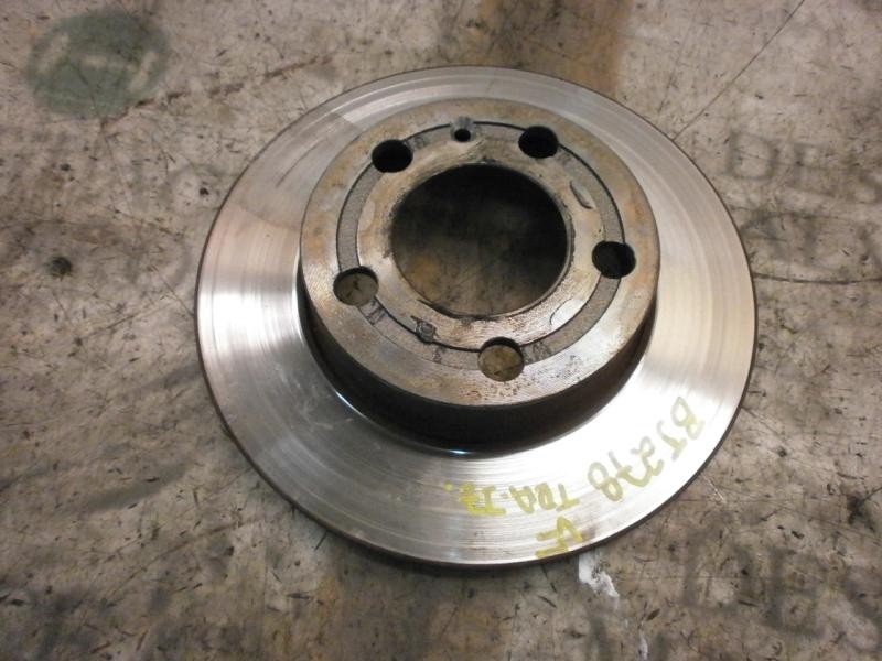 Recambio de disco freno trasero para volkswagen golf iv berlina (1j1) highline referencia OEM IAM   