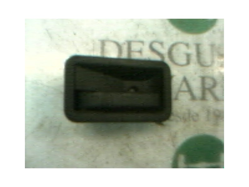 Recambio de maneta interior delantera izquierda para renault clio i phase iii 1.4 rt referencia OEM IAM   