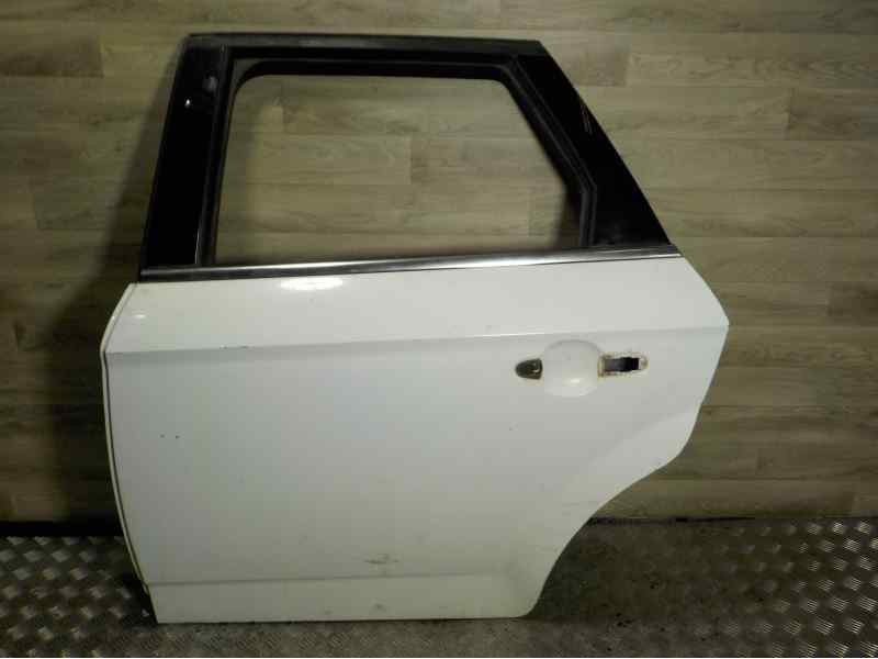 Recambio de puerta trasera izquierda para ford mondeo sportbreak (ca2) 2.0 tdci cat referencia OEM IAM 1582408  