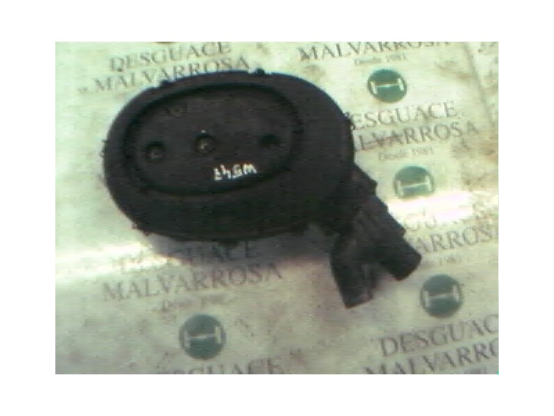 Recambio de filtro aire para renault clio i phase iii 1.4 rt referencia OEM IAM   