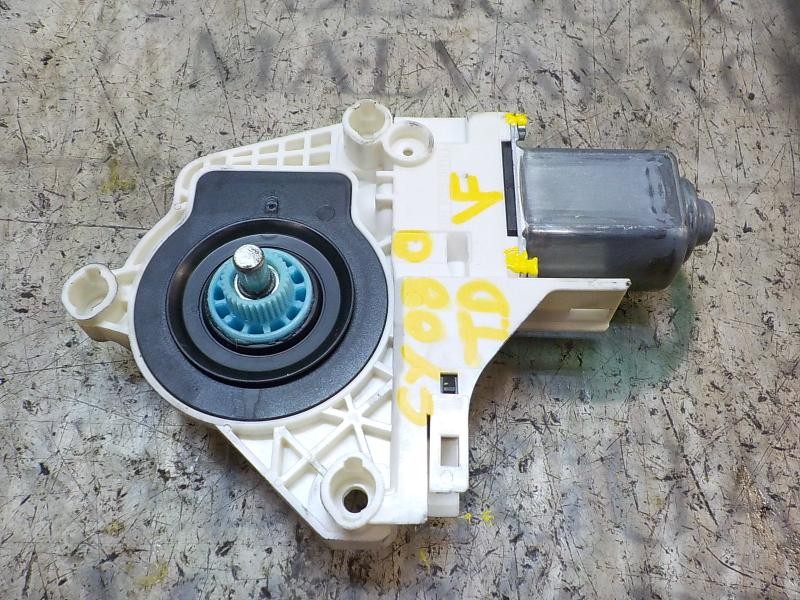 Recambio de motor elevalunas trasero derecho para audi a1 sportback (8xa) attraction referencia OEM IAM 8K0959811A  