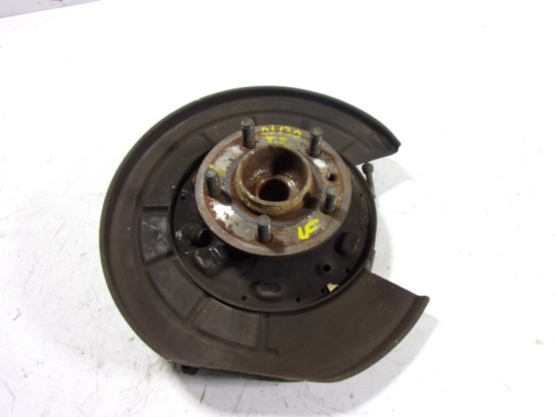 Recambio de mangueta trasera izquierda para land rover discovery 4 tdv6 se referencia OEM IAM RLH500130  