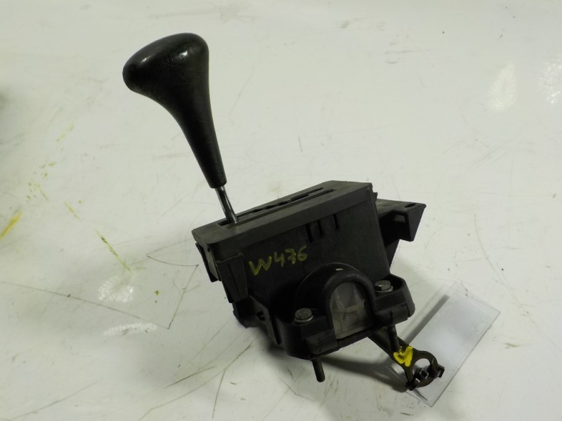 Recambio de palanca cambio para mercedes-benz clase e (w124) berlina 3.0 turbodiesel referencia OEM IAM  12426704 