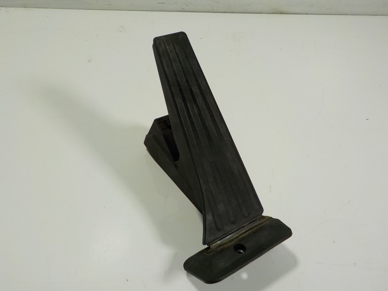 Recambio de potenciometro pedal para bmw x3 (f25) 2.0 turbodiesel referencia OEM IAM 35406889822 35426860784 25916010