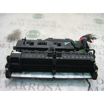 CAJA RELES / FUSIBLES 61138364530 18500000000 18500000000