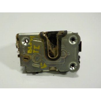 CERRADURA PUERTA TRASERA IZQUIERDA 825032860R 