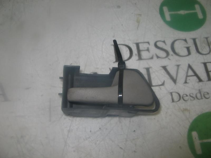 Recambio de maneta interior delantera derecha para volkswagen vento (1h2) cl referencia OEM IAM   