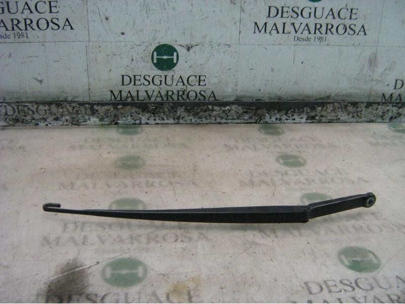 Recambio de brazo limpia delantero derecho para bmw serie 3 berlina (e46) 320d referencia OEM IAM 61617007128  