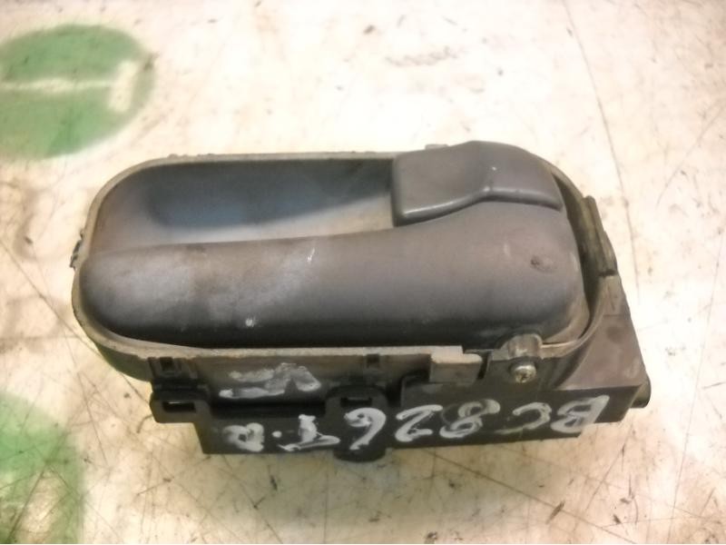 Recambio de maneta interior trasera derecha para nissan almera tino (v10m) comfort referencia OEM IAM   