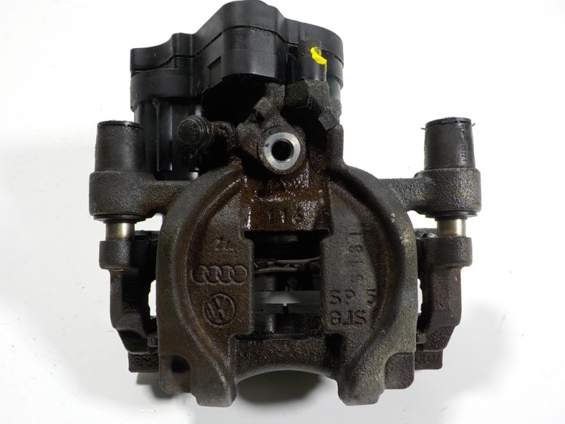 Recambio de pinza freno trasera derecha para volkswagen golf vii lim. 1.6 tdi dpf referencia OEM IAM 8V0615424  