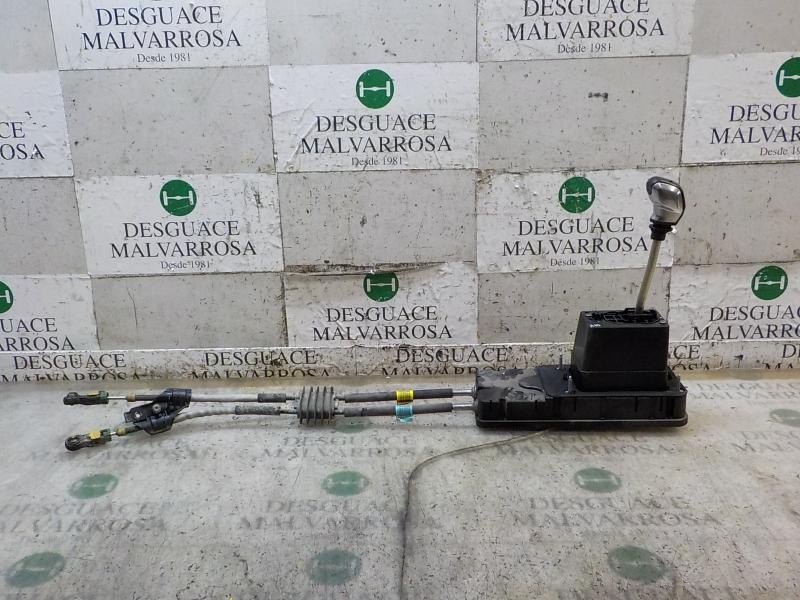 Recambio de palanca cambio para peugeot 308 1.6 hdi referencia OEM IAM 9806936580  