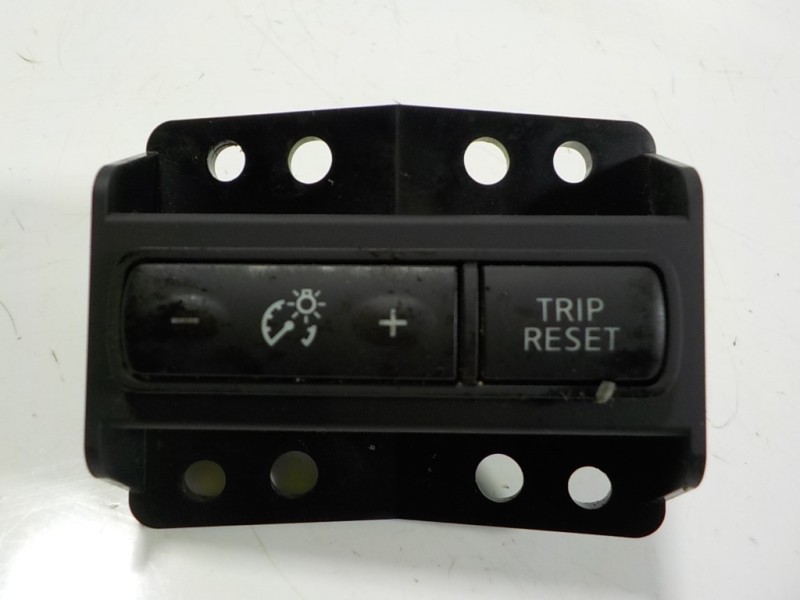 Recambio de modulo electronico para nissan x-trail (t32) 1.6 dci turbodiesel cat referencia OEM IAM   