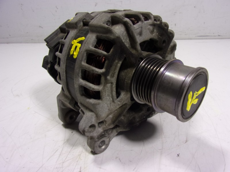 Recambio de alternador para volkswagen polo (6c1) 1.2 tsi referencia OEM IAM 04C903023L 04C903023L 