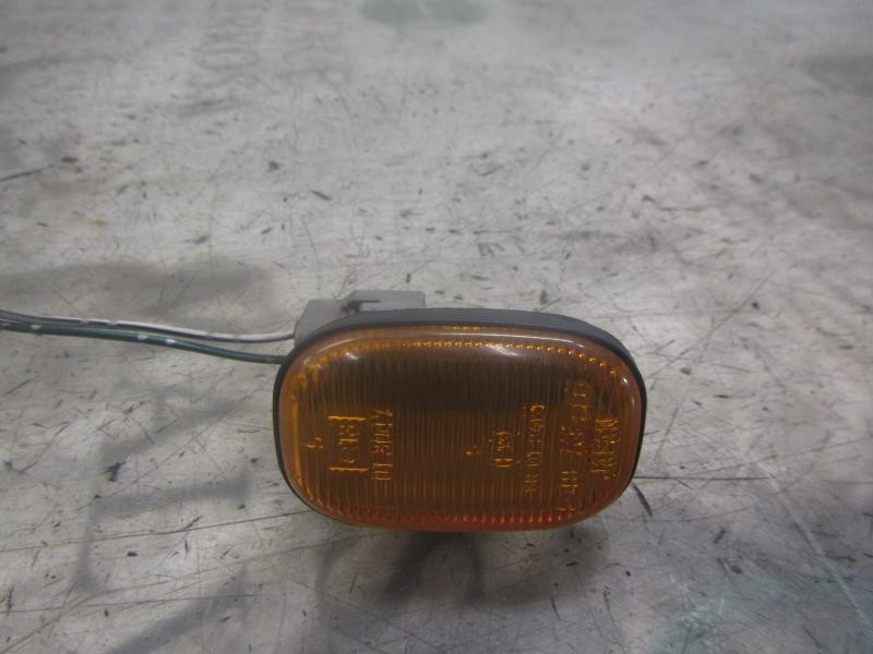 Recambio de piloto lateral derecho para toyota rav 4 (a2) 2.0 d-4d executive 4x4 (2003) referencia OEM IAM   