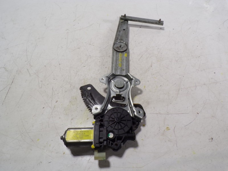 Recambio de elevalunas delantero derecho para nissan micra (k13) 1.2 cat referencia OEM IAM 807201HB0A 827301HB1A 3036928A