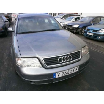 AUDI A6 BERLINA (4B2)