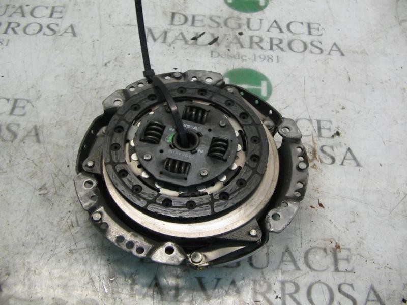 Recambio de kit embrague para nissan micra (k12e) acenta referencia OEM IAM   