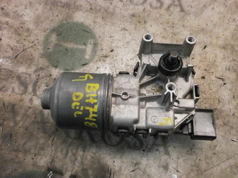 Recambio de motor limpia delantero para ford fiesta (cb1) ambiente referencia OEM IAM   