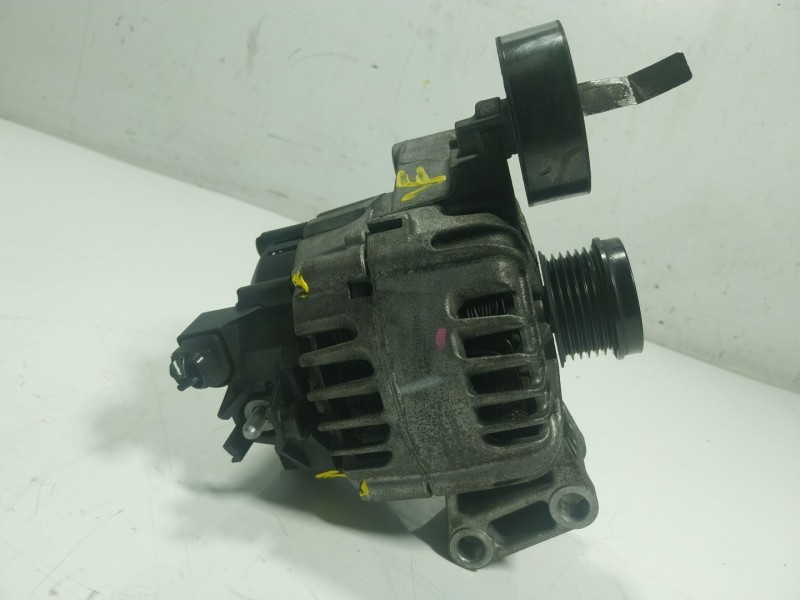 Recambio de alternador para volvo v60 kombi 1.6 turbo cat referencia OEM IAM  31285435 