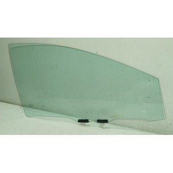 CRISTAL PUERTA DELANTERO DERECHO 681010D060 